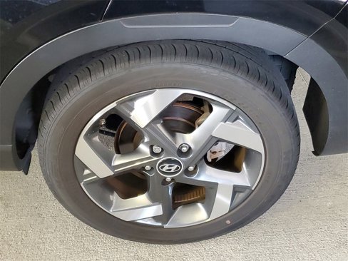Certified 2022 Hyundai Venue SEL image 5