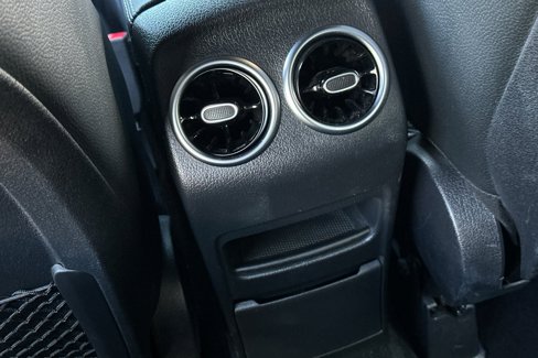 Certified 2021 Mercedes-Benz GLB 250 image 24