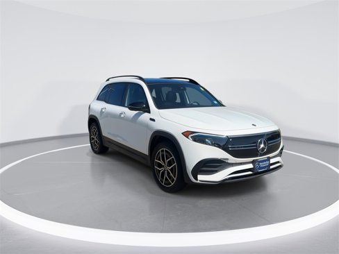 Used 2023 Mercedes-Benz EQB 300 4MATIC image 2