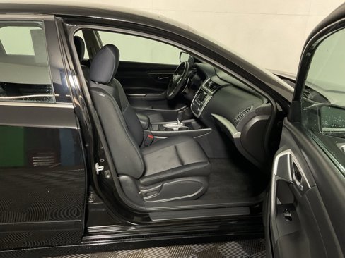 Used 2016 Nissan Altima 2.5 SR image 34