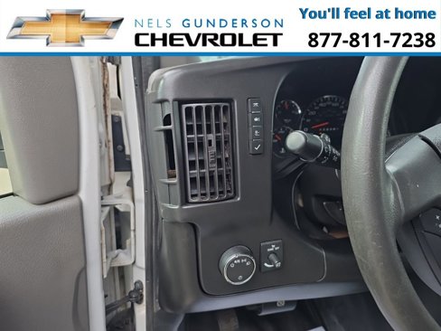 Used 2017 Chevrolet Express 3500 image 16