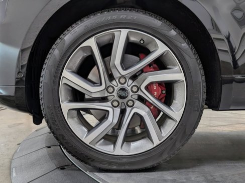 Used 2018 Land Rover Range Rover Sport HSE Dynamic image 11