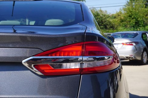 Used 2019 Ford Fusion S image 16