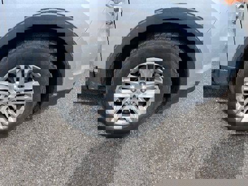 Used 2015 Ford Explorer XLT w/ Equipment Group 202A image 21