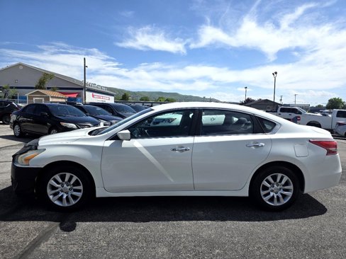 Used 2013 Nissan Altima 2.5 S image 2