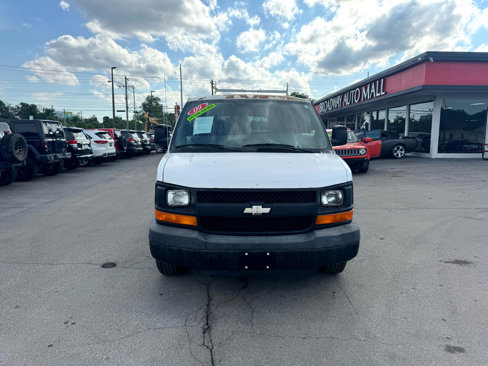 Used 2009 Chevrolet Express 2500 image 7