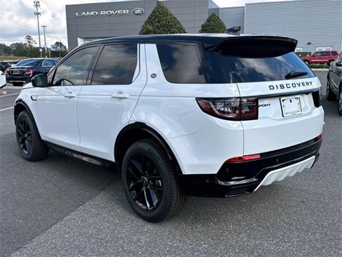 New 2025 Land Rover Discovery Sport Dynamic SE image 3