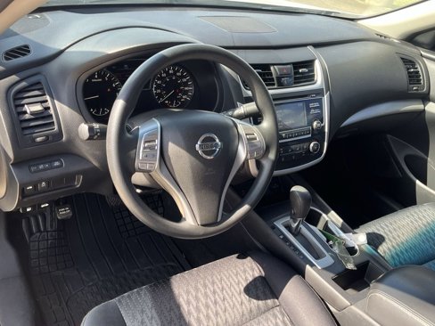 Used 2017 Nissan Altima 2.5 S w/ Power Driver Seat Package image 13