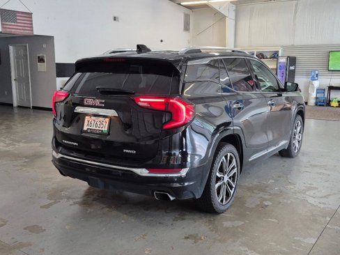 Used 2018 GMC Terrain Denali w/ Advanced Safety Package image 2