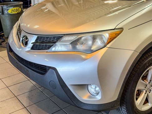 Used 2013 Toyota RAV4 XLE image 46