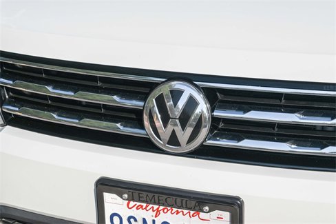 Used 2021 Volkswagen Tiguan S image 12