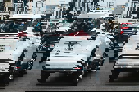 Used 2021 Nissan Kicks S image 2