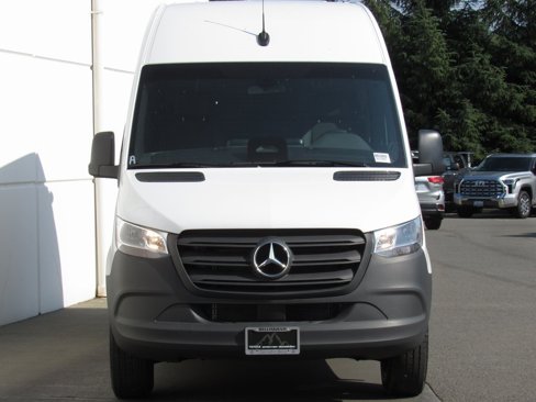 New 2025 Mercedes-Benz Sprinter 2500 image 3