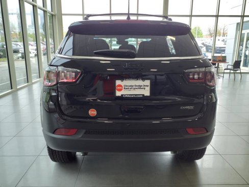 New 2025 Jeep Compass Sport image 7