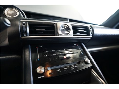 Used 2018 Lexus IS 300 F Sport image 21