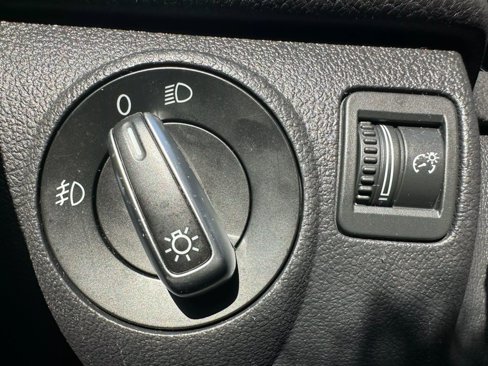 Used 2014 Volkswagen Tiguan SEL image 23