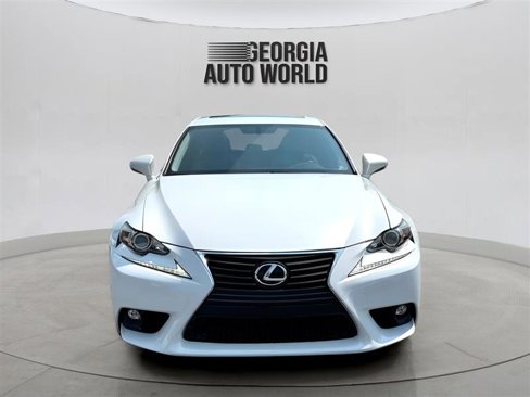 Used 2016 Lexus IS 200t image 8