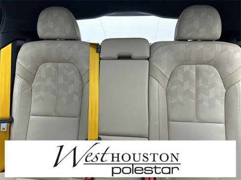 Used 2022 Polestar Polestar 2 w/ Performance Package image 28