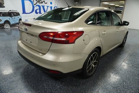 Used 2017 Ford Focus SEL w/ Interior Protection Package image 10