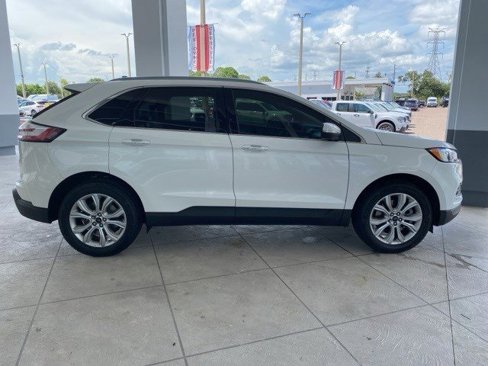 Certified 2023 Ford Edge Titanium image 5