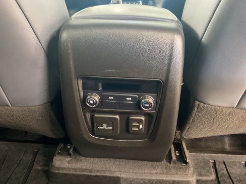 Used 2020 Buick Enclave Essence w/ Sport Touring Edition image 21