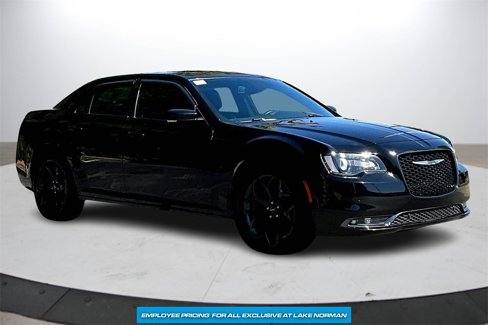 Certified 2019 Chrysler 300 S w/ 300S Premium Group image 1