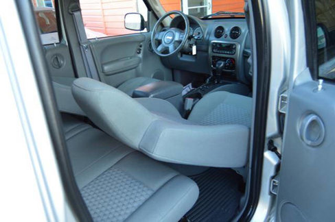 Used 2005 Jeep Liberty Renegade image 41