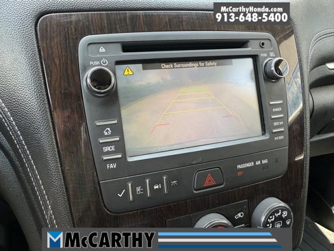Used 2015 Chevrolet Traverse LT w/ Style and Technology Package image 4