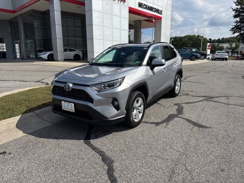 Used 2021 Toyota RAV4 XLE w/ Convenience Package image 2