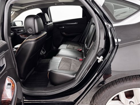 Used 2014 Chevrolet Impala LT image 12