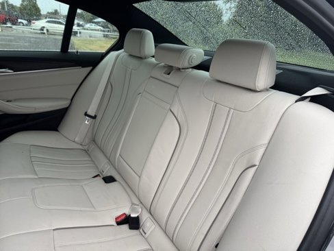 Used 2018 BMW 530e image 15