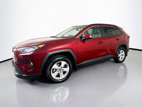 Certified 2020 Toyota RAV4 XLE image 5