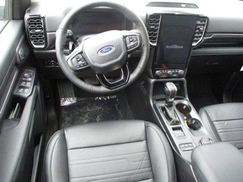 New 2025 Ford Ranger Lariat w/ FX4 Off-Road Package image 10