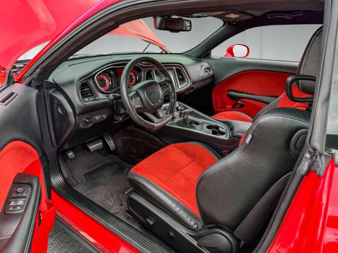 Used 2016 Dodge Challenger SRT Hellcat image 12