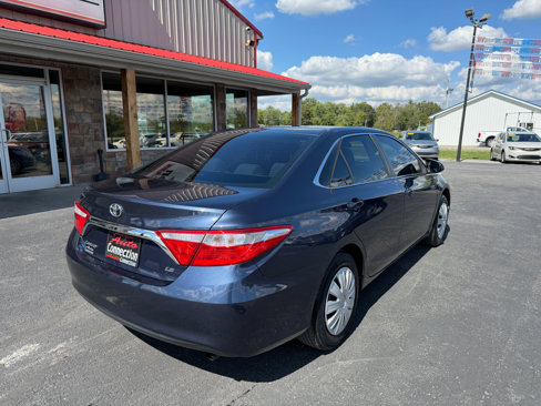 Used 2016 Toyota Camry LE image 4