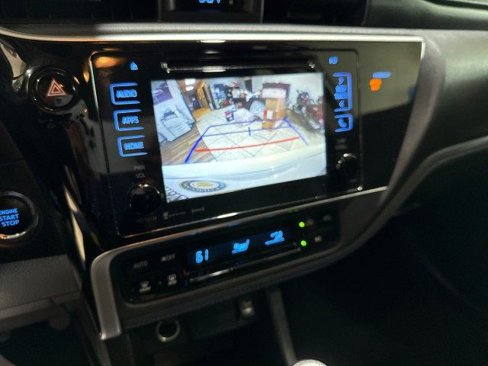 Used 2019 Toyota Corolla SE w/ SE Premium Package image 17