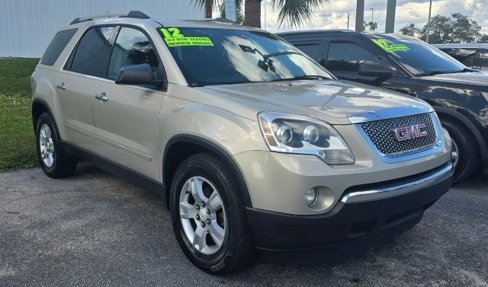 Used 2012 GMC Acadia SLE image 1