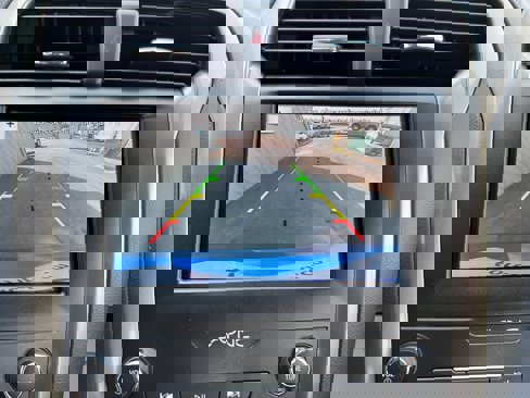 Used 2019 Ford Fusion SE image 17