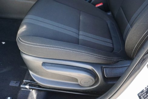 Used 2023 Hyundai Venue SEL image 12