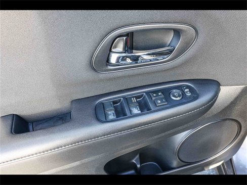 Used 2019 Honda HR-V LX image 21