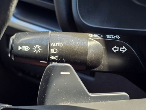 Used 2023 Nissan Rogue SV image 31