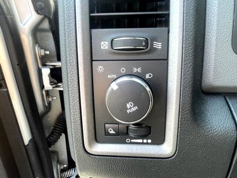 Used 2014 RAM 1500 Express image 13