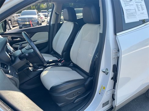 Used 2019 Buick Encore Sport Touring w/ Safety Package image 20