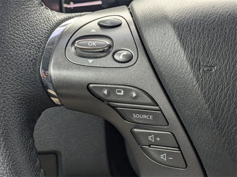 Used 2021 Nissan Murano SV image 19