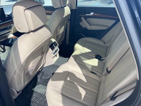 Used 2022 Audi Q5 2.0T Premium Plus w/ Premium Plus Package image 59