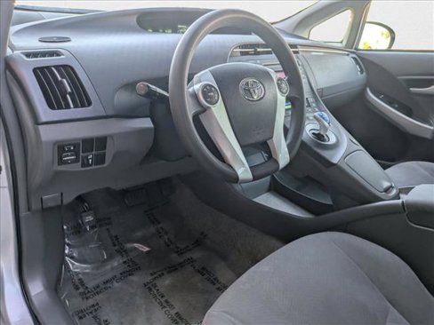 Used 2010 Toyota Prius Two image 10