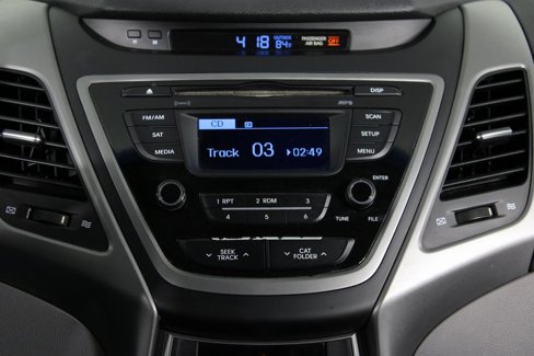 Used 2016 Hyundai Elantra SE image 5