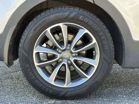 Used 2017 Hyundai Santa Fe SE w/ SE Premium Package 02 image 6