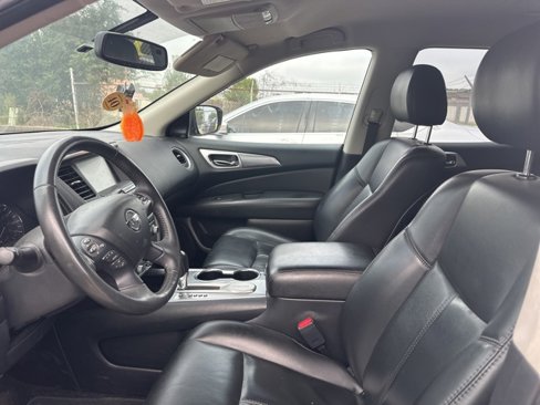 Used 2017 Nissan Pathfinder SL image 7