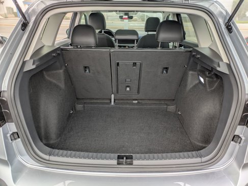 Used 2024 Volkswagen Taos SE w/ Panoramic Sunroof Package image 26